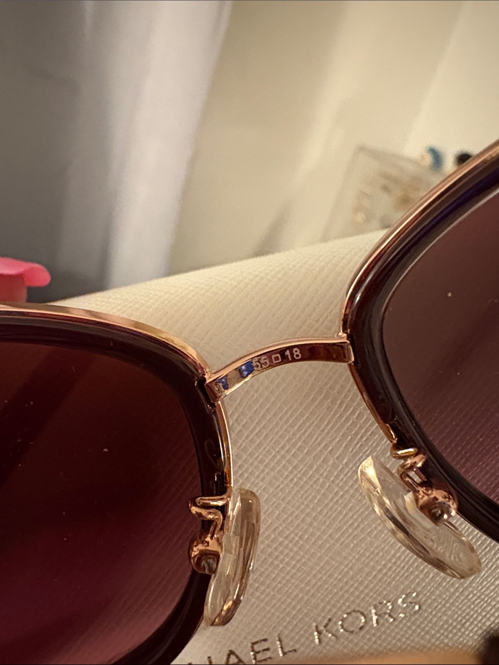 Michael Kors Women’s Burgundy Gradient Square Sunglasses like new - Picture 6 of 8